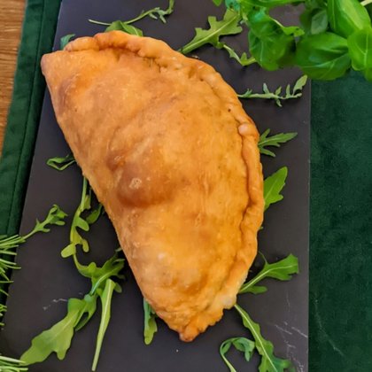 Pizza Fritta Vege (pizza smażona), fot. Jemy w Łodzi